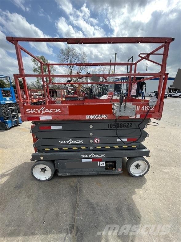 SkyJack SJ III 4632 Ollós emelők
