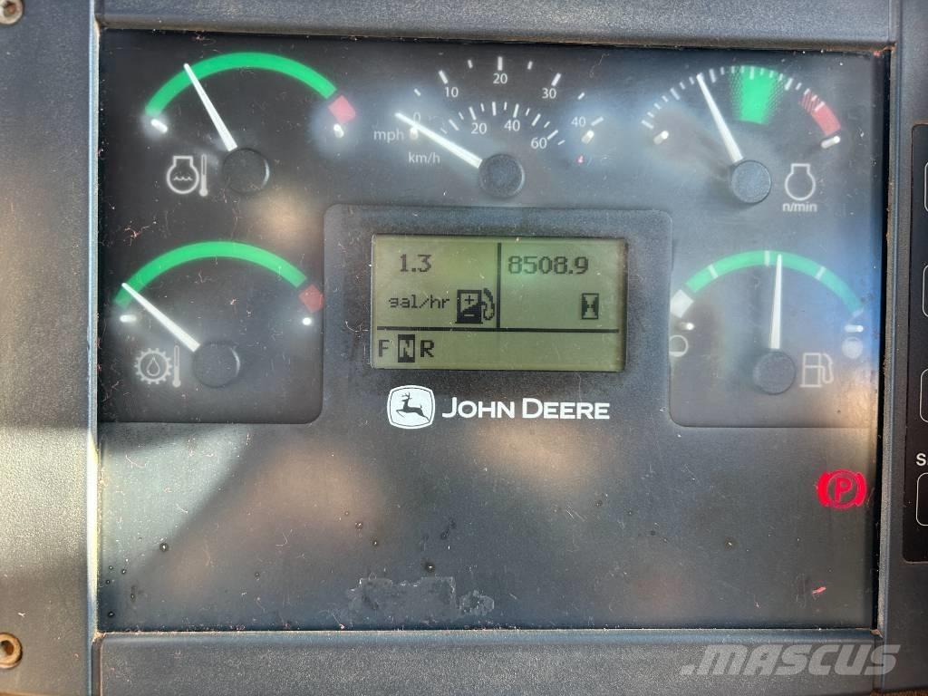 DEERE 300D II Csuklósdömperek