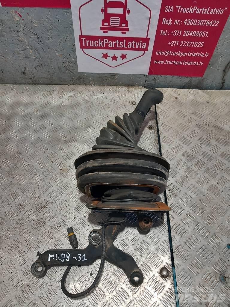 MAN TGM  81326056126 Vezetőfülke és belső tartozékok