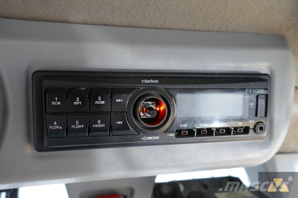 CAT 938M Gumikerekes homlokrakodók