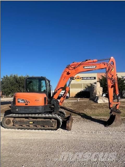 Doosan DX 85 R-3 Közepes (midi) kotrók 7 t - 12 t