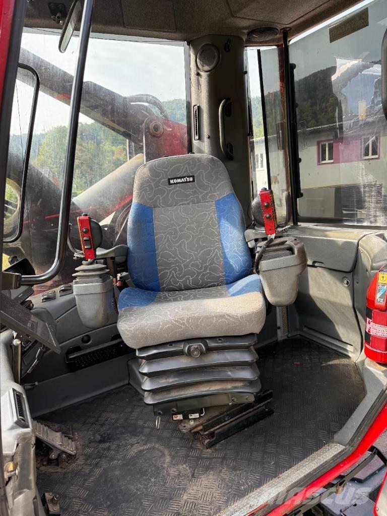 Komatsu 931.1 Betakarítók