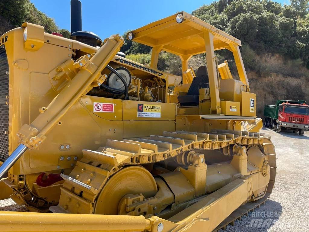 CAT D 9 G lánctalpas dózerek