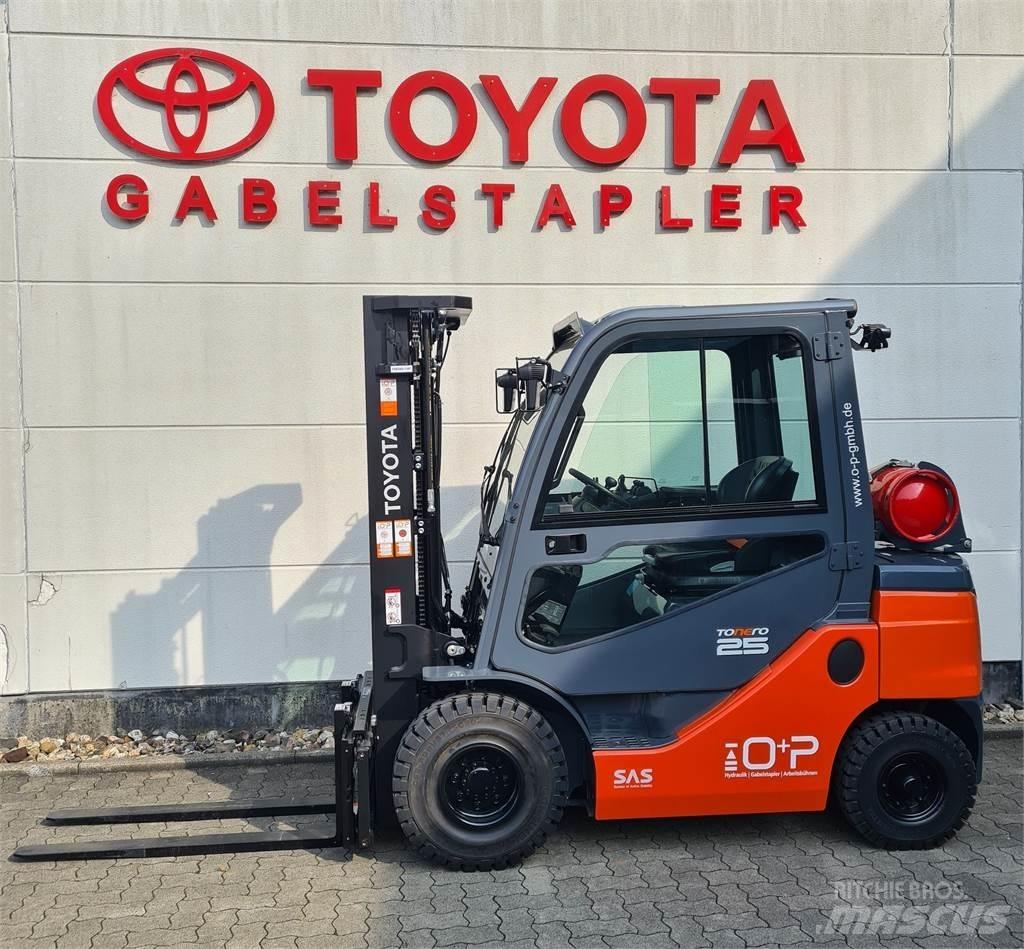 Toyota 02-8FGF25 Gázüzemű targoncák