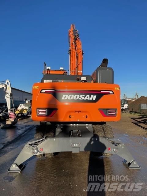 Doosan DX210W-7 Gumikerekes kotrók