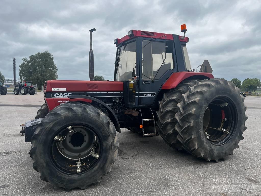 CASE 1056XL Traktorok