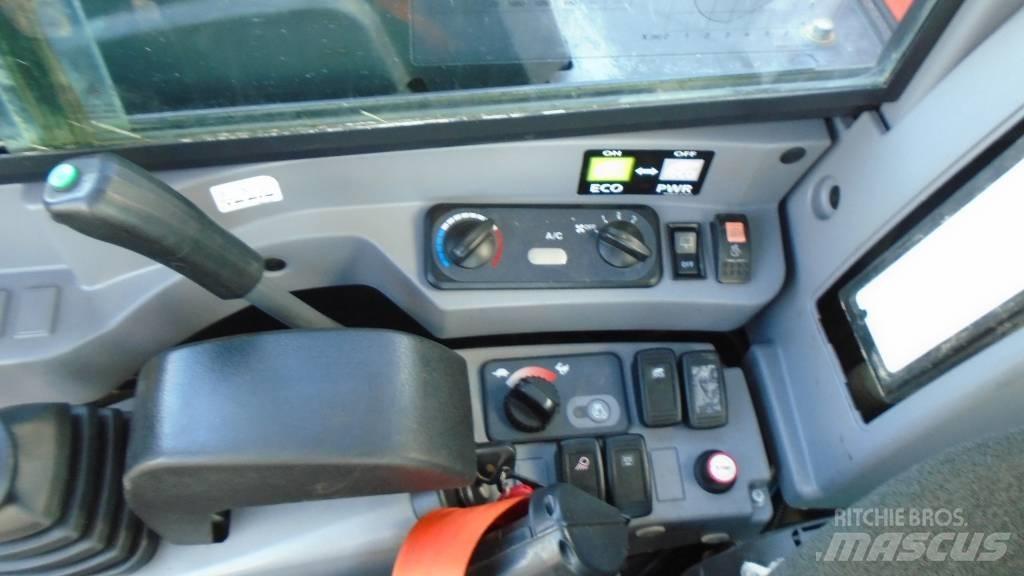 Kubota KX 080-4 Közepes (midi) kotrók 7 t - 12 t