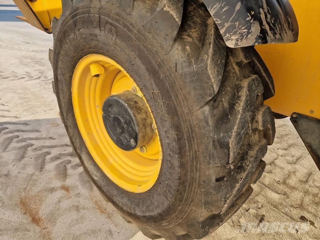 JCB 540-140  BC40 Teleszkópos rakodók