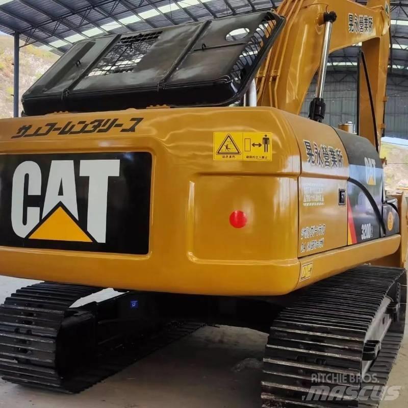 CAT 320D Lánctalpas kotrók