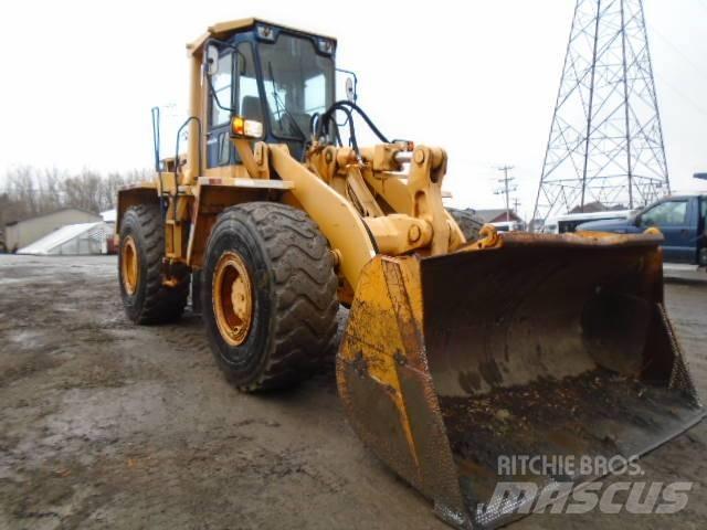 Komatsu WA 350-1 Gumikerekes homlokrakodók