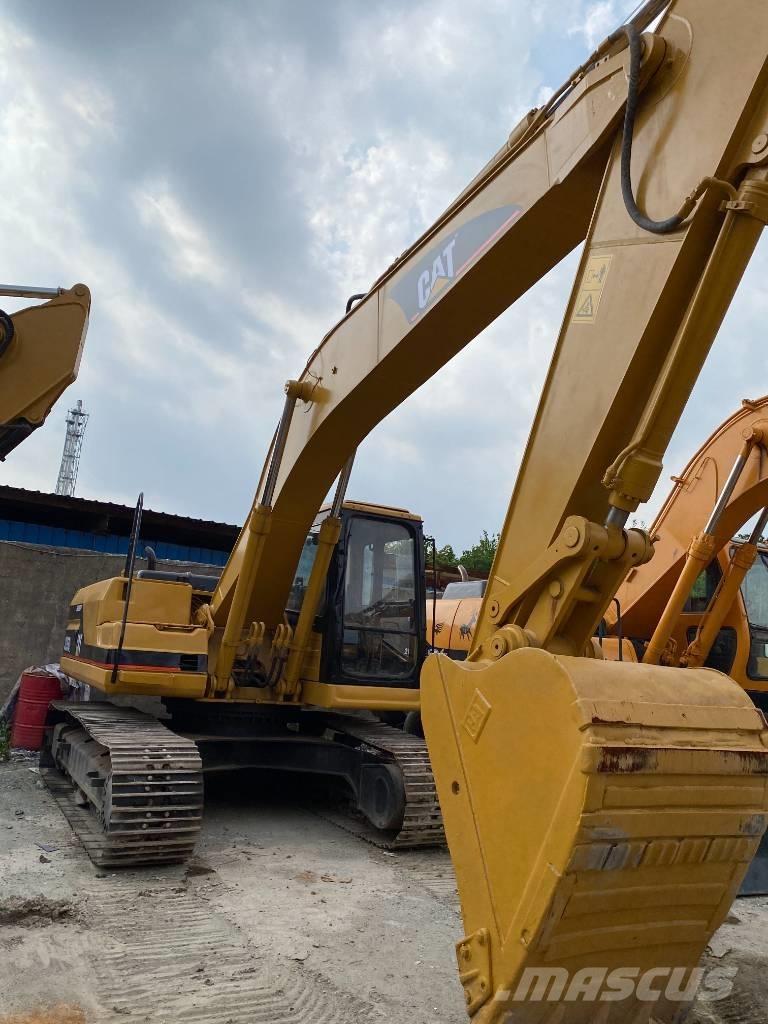 CAT 325 B Lánctalpas kotrók