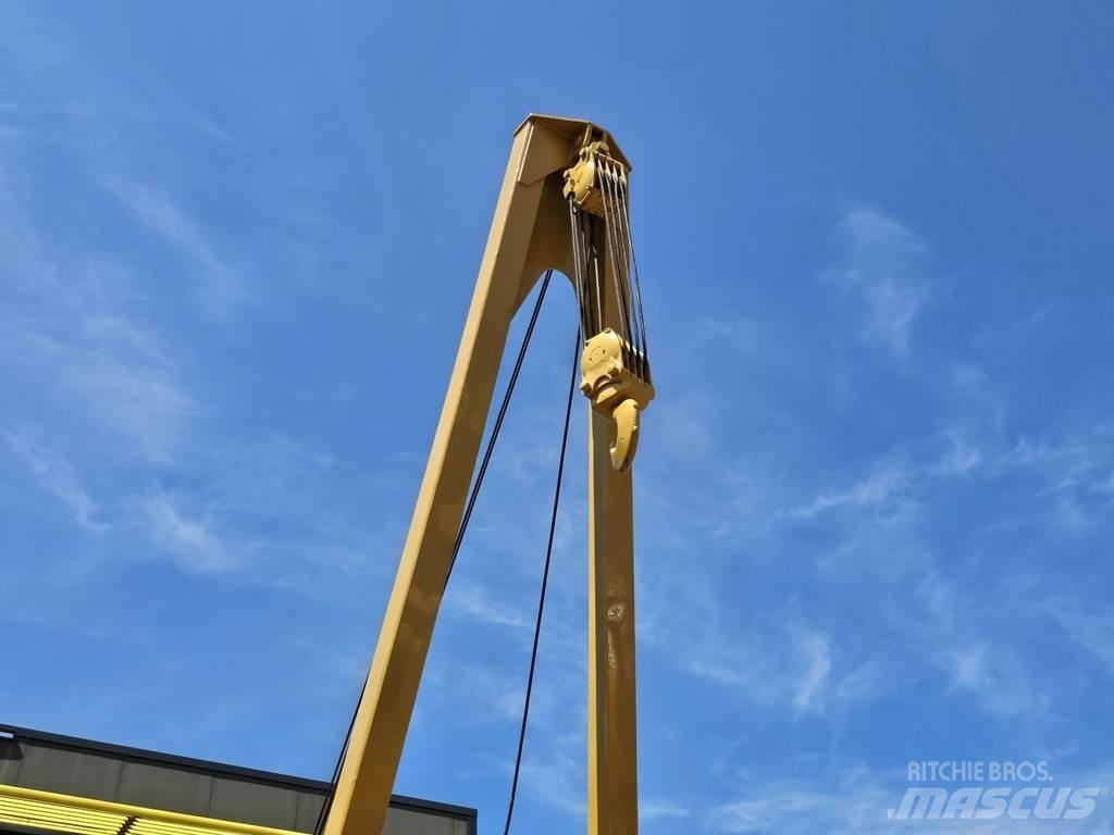 CAT 594H Csőfektető dózerek