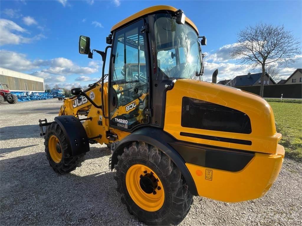 JCB TM 220 Agri Gumikerekes homlokrakodók
