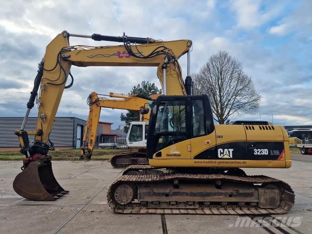 CAT 323d Lánctalpas kotrók