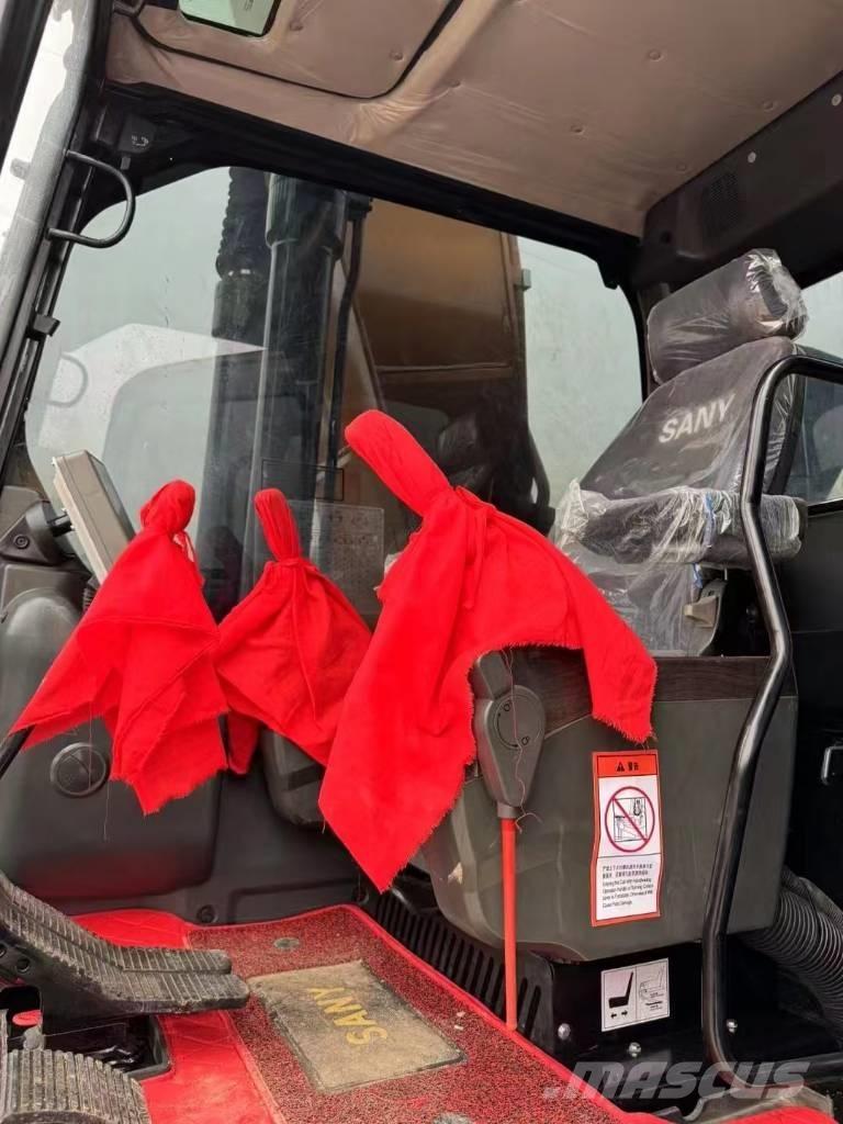 Sany 215PRO Lánctalpas kotrók