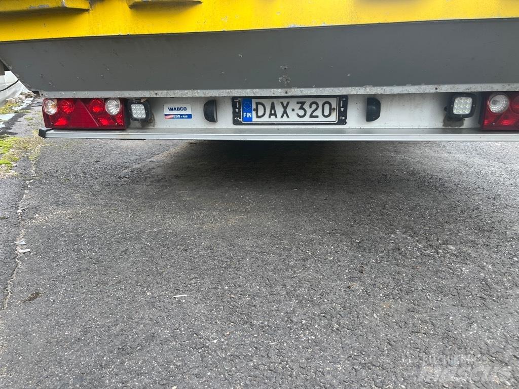 STOKOTA CargoFloor Deszkaszállító félpótkocsik