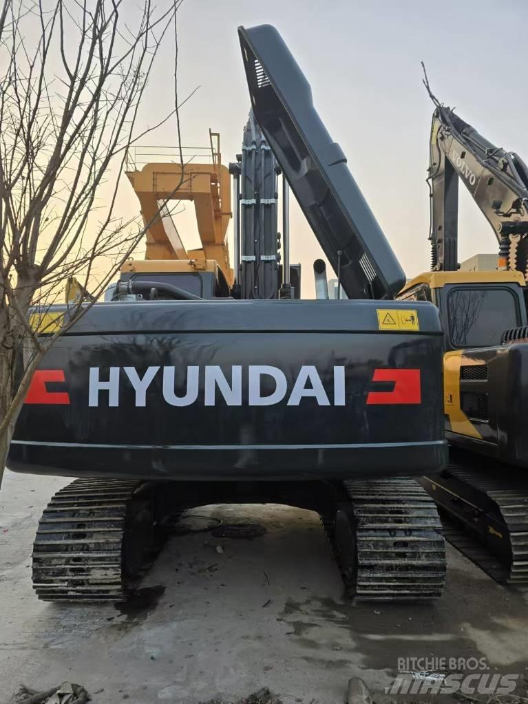 Hyundai 220—9S Lánctalpas kotrók