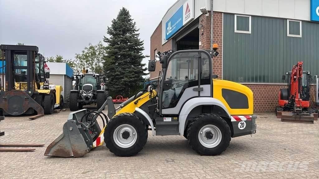 Kramer 5055e Gumikerekes homlokrakodók