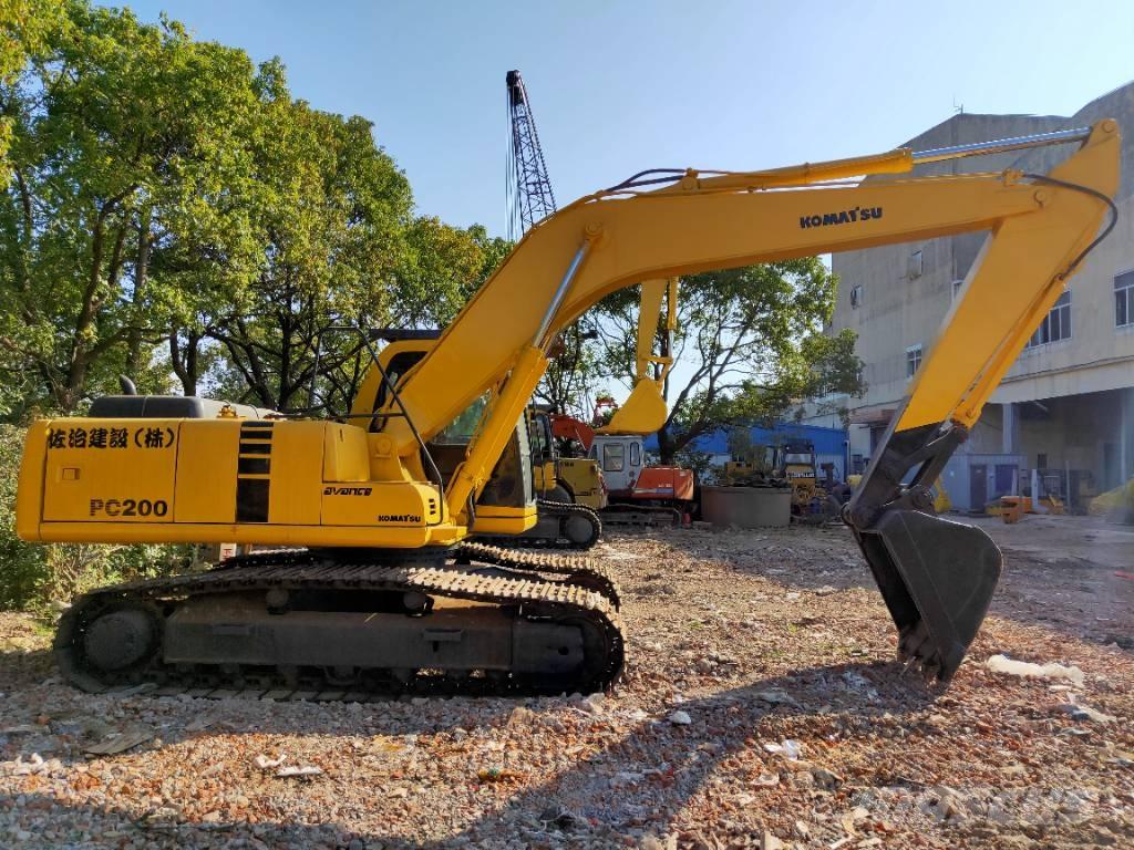 Komatsu PC200-6 Lánctalpas kotrók