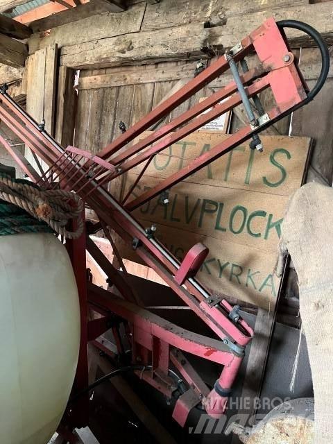 Hardi 600 Rögzített trágyaszórók