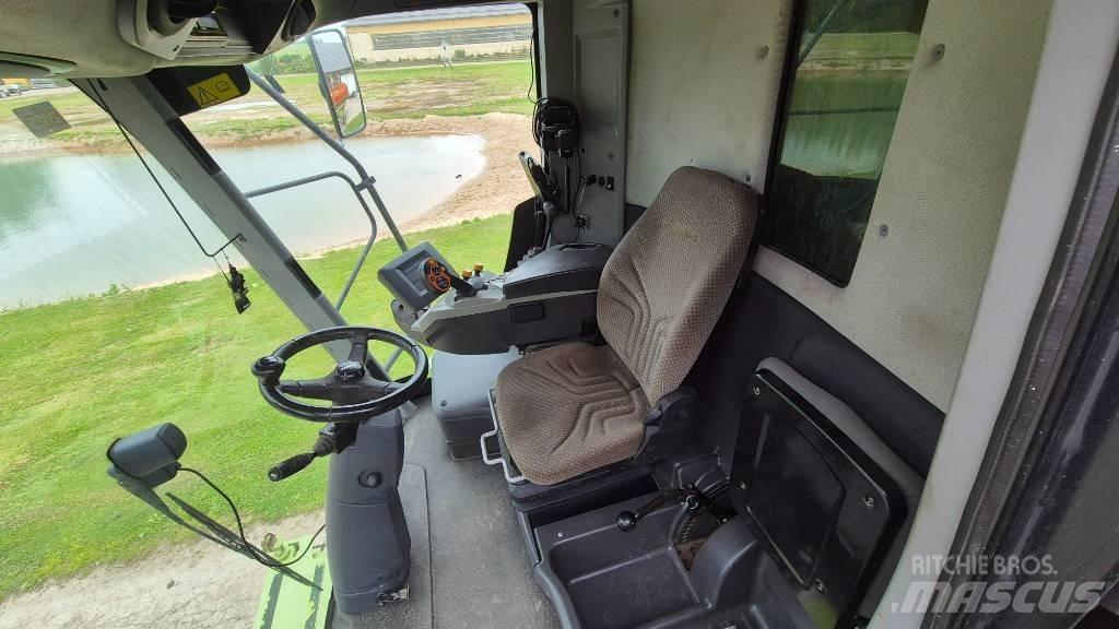 CLAAS Tucano 440 Kombájnok