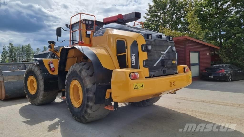 Volvo L 260 H Gumikerekes homlokrakodók