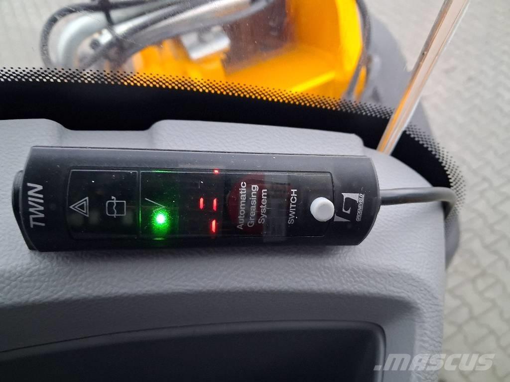 JCB 435 S WLS Gumikerekes homlokrakodók