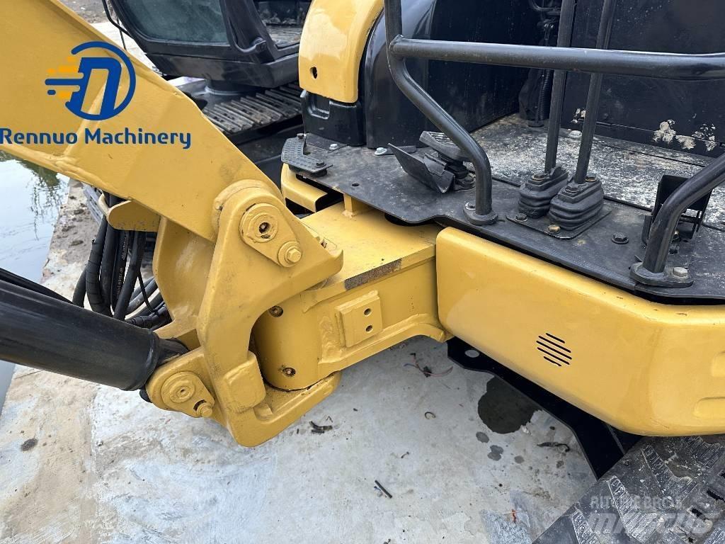 CAT 303 CR Mini kotrók < 7t
