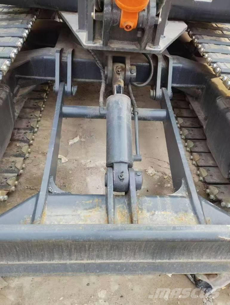 Doosan 55 Lánctalpas kotrók