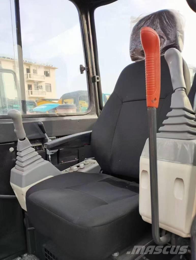 Doosan 55 Lánctalpas kotrók