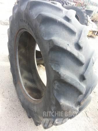  Pneu 14.9R30 Gumiabroncsok, kerekek és felnik
