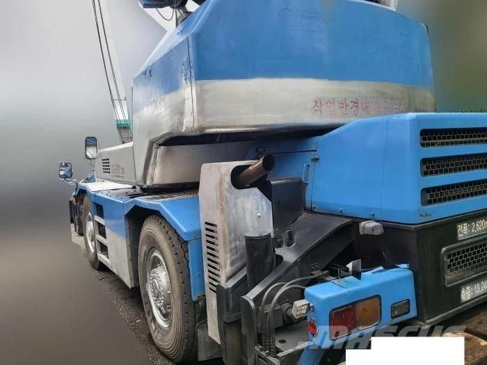 Tadano TR 250 M-6 Mobil daruk