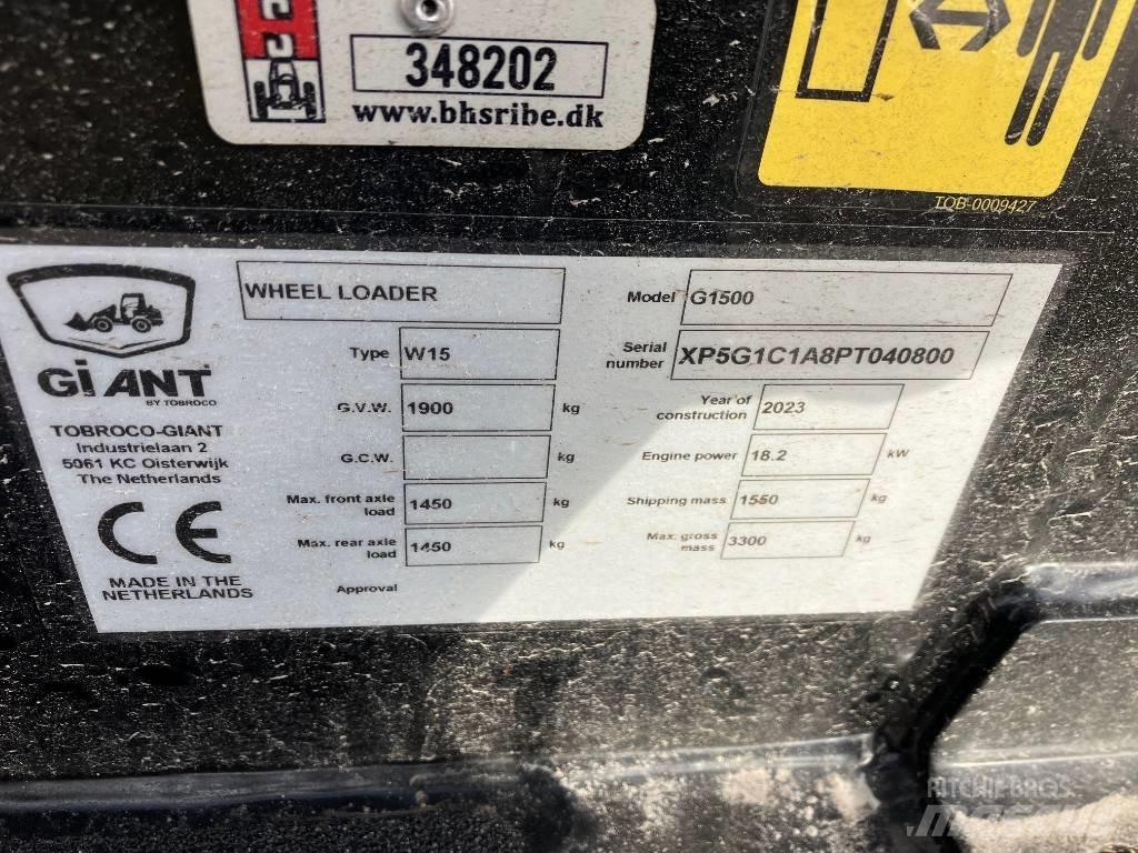 GiANT G 1500 Univerzális rakodók