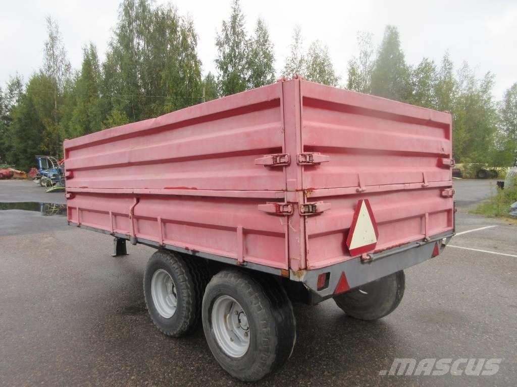 Junkkari 7500       100 hl Gabona átrakó kocsik