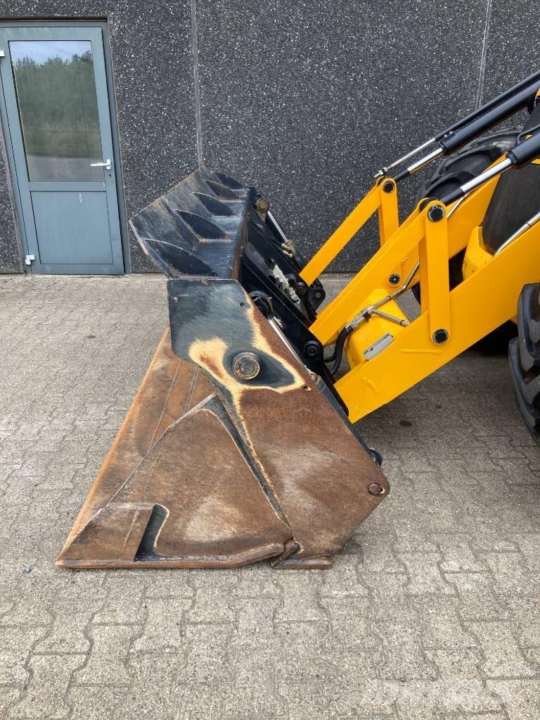 JCB 4 CX Pro Kotrórakodók