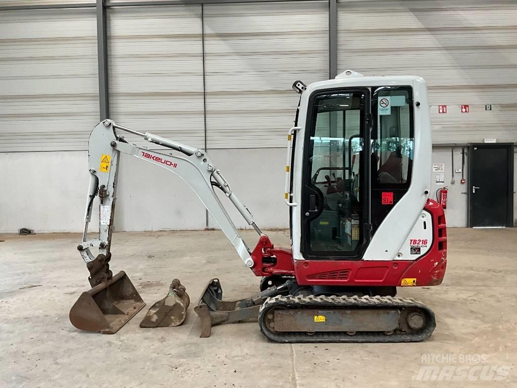 Takeuchi TB 216 Mini kotrók < 7t
