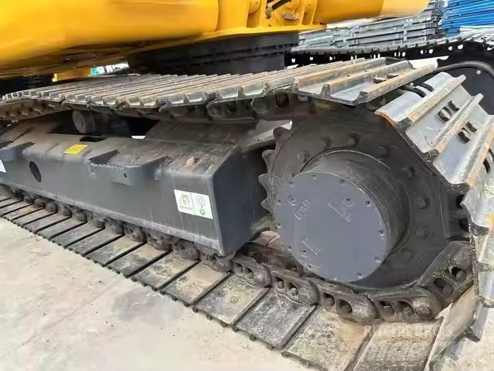 Komatsu PC130 Lánctalpas kotrók