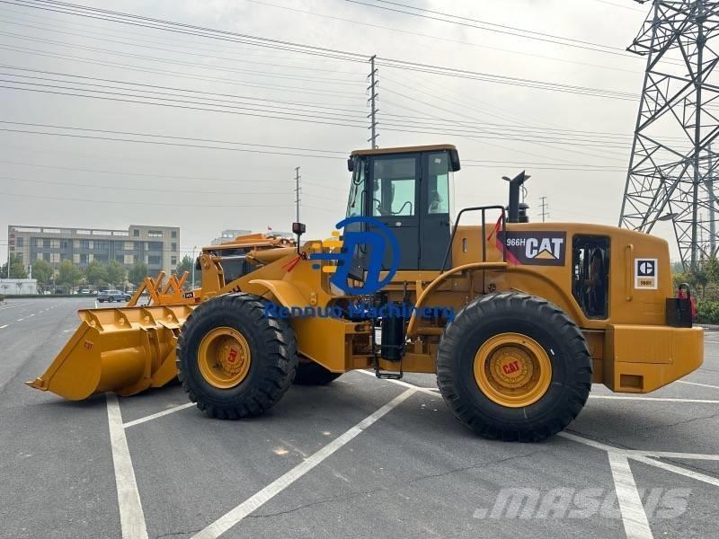 CAT 966H Gumikerekes homlokrakodók