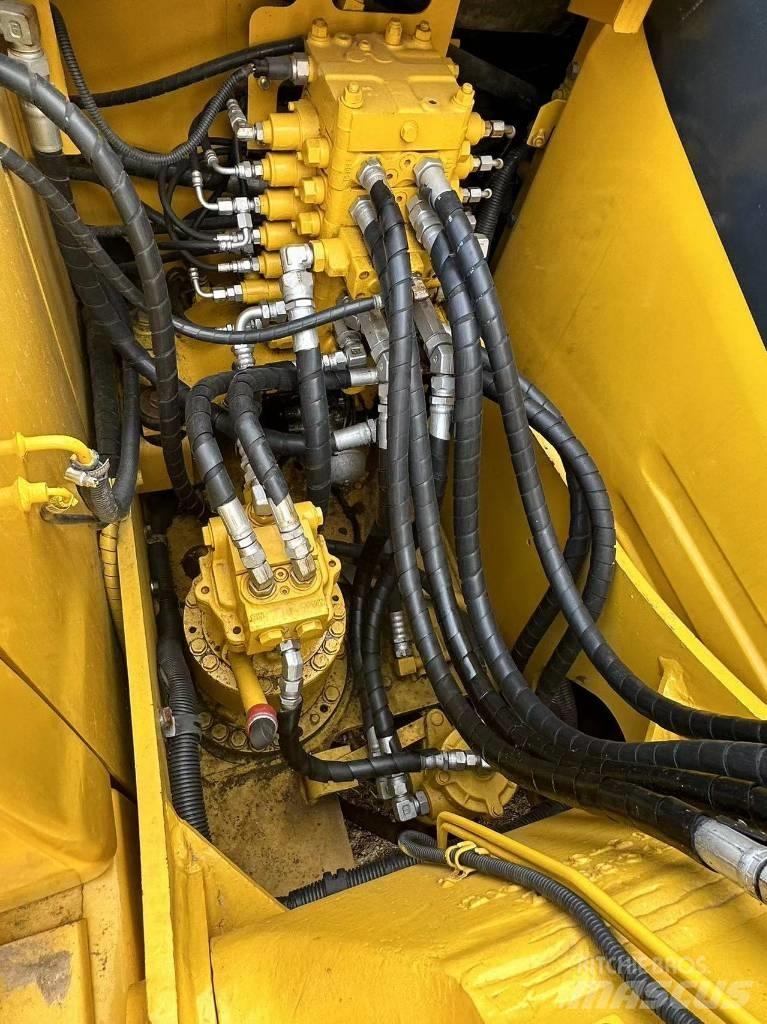 Komatsu PC 130 Lánctalpas kotrók