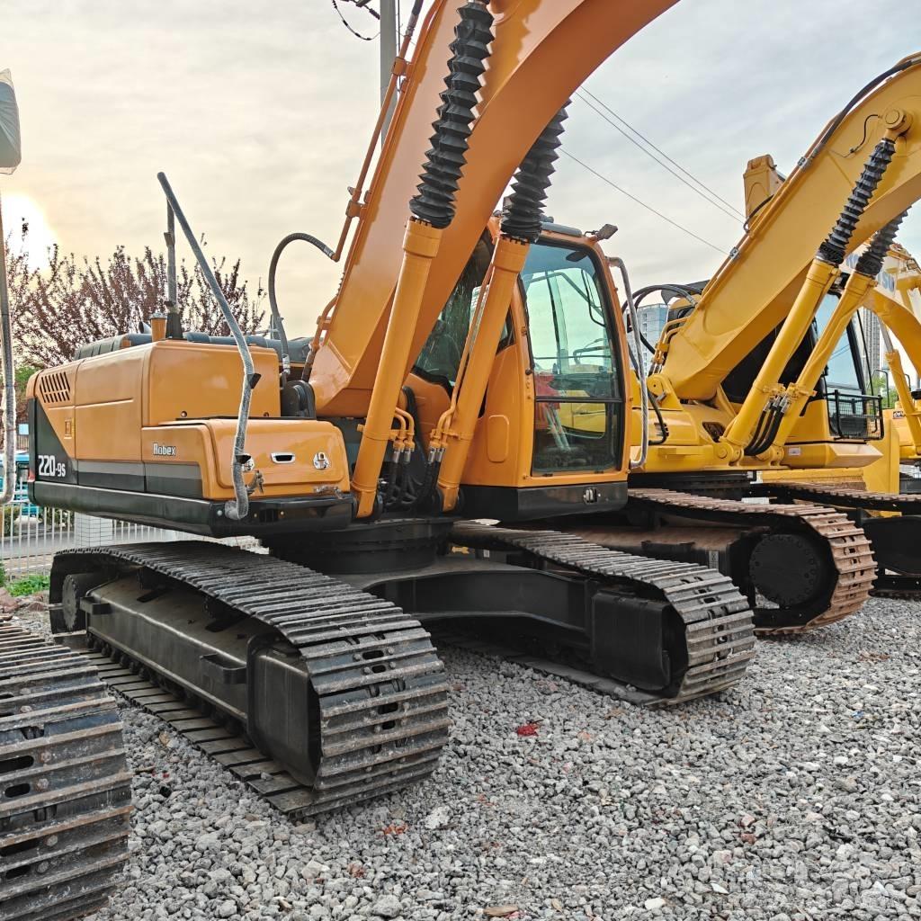 Hyundai R220-9S Lánctalpas kotrók