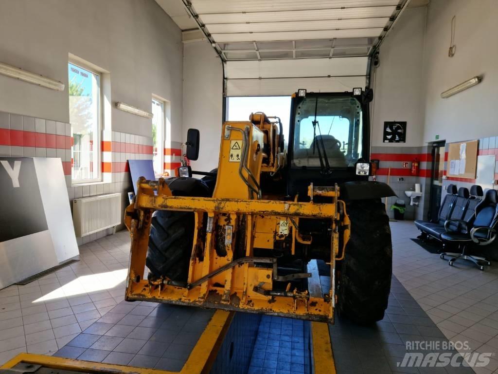 JCB 535-95 Agri Teleszkópos rakodók