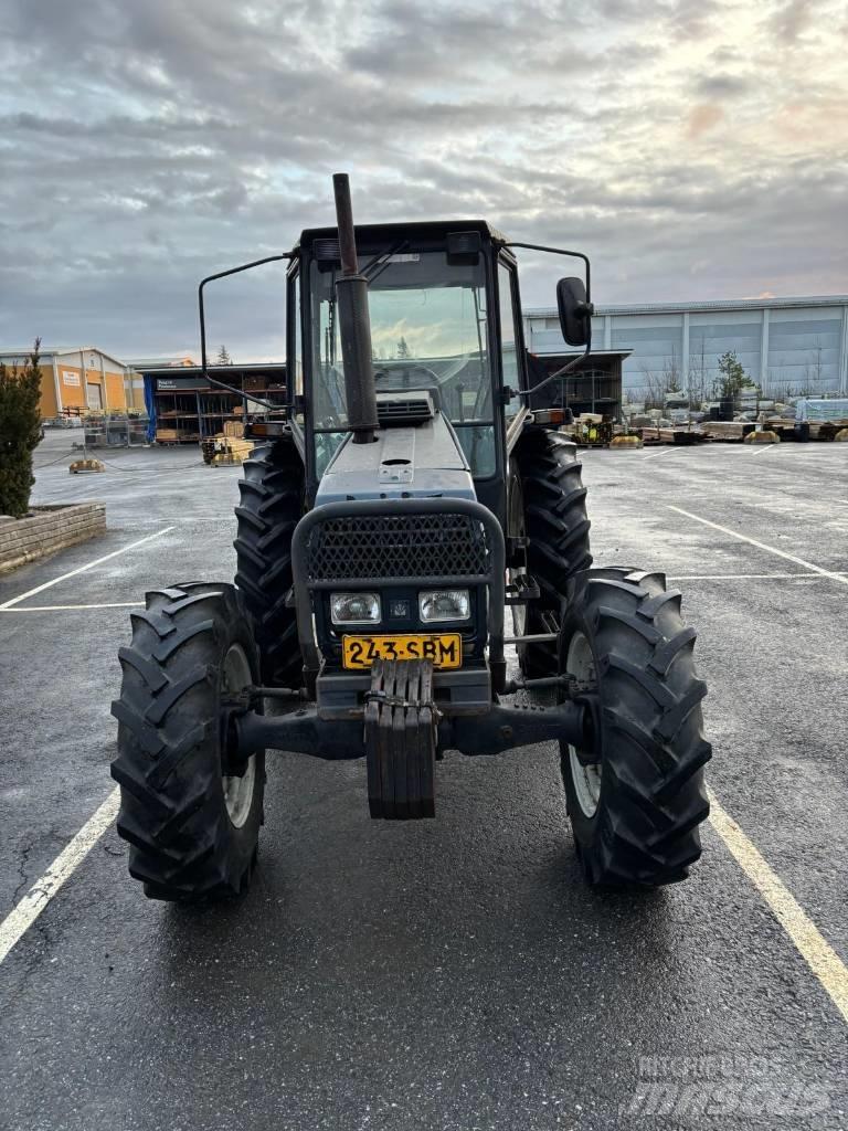 Valmet 565 Finlandia Traktorok