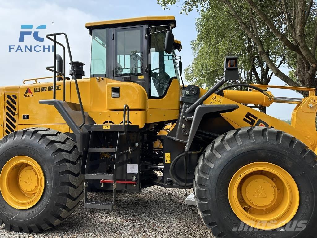 SDLG LG 956 L Gumikerekes homlokrakodók