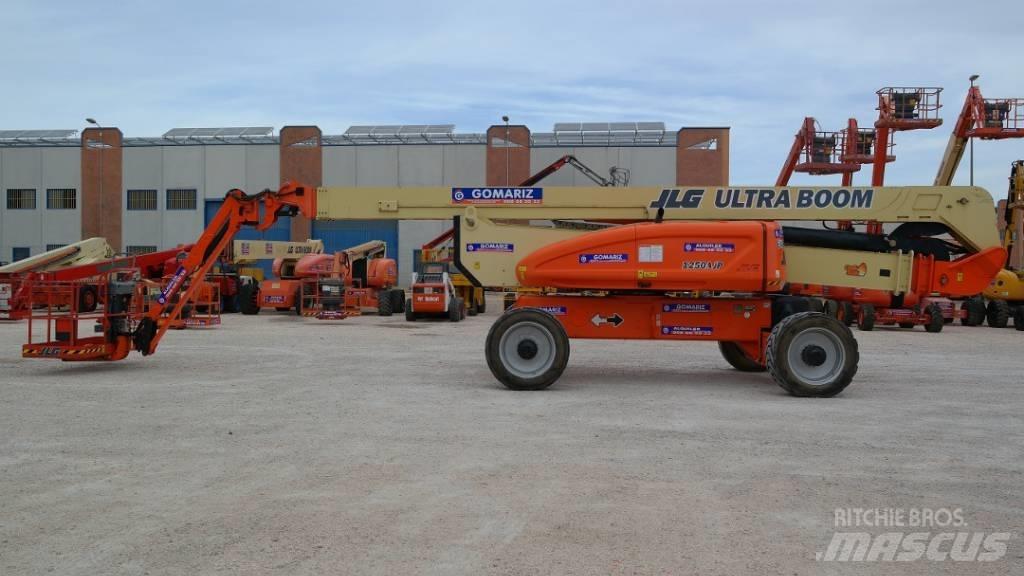 JLG 1250AJP Karos emelők