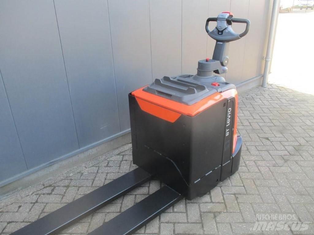 Toyota LPE 250 Alacsony emelőkocsi