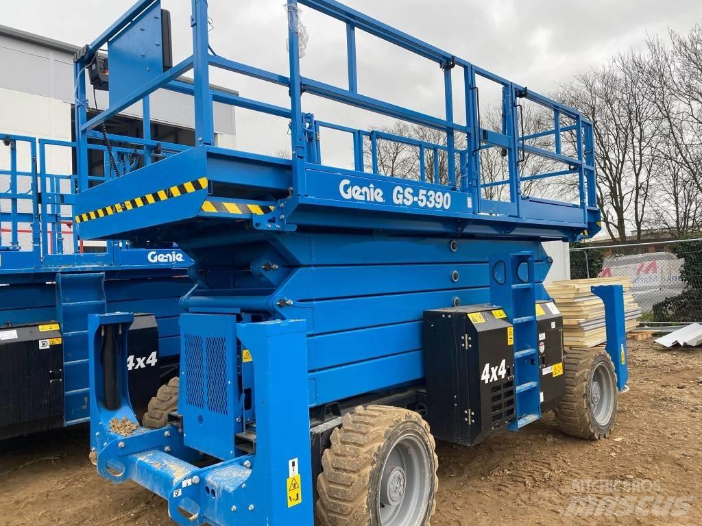 Genie GS 4390 RT Ollós emelők