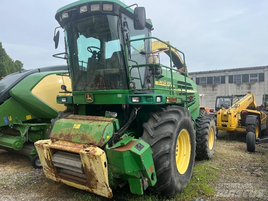 John Deere 7700 Önjáró szecskázók