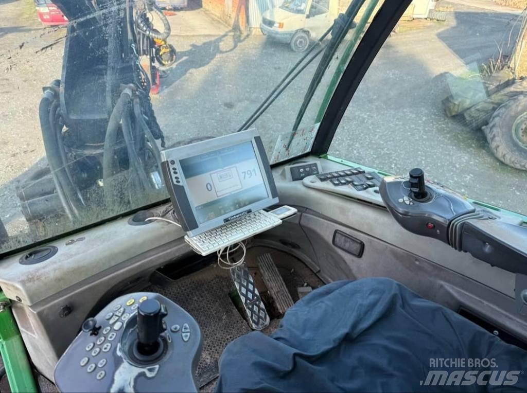 John Deere 1470 D Betakarítók