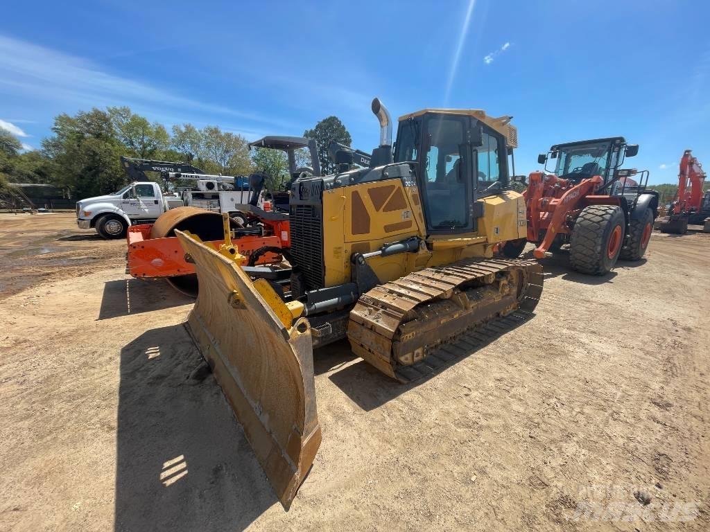 DEERE 700K lánctalpas dózerek