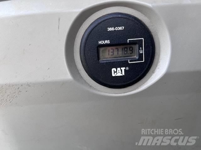 CAT 323 EL Lánctalpas kotrók